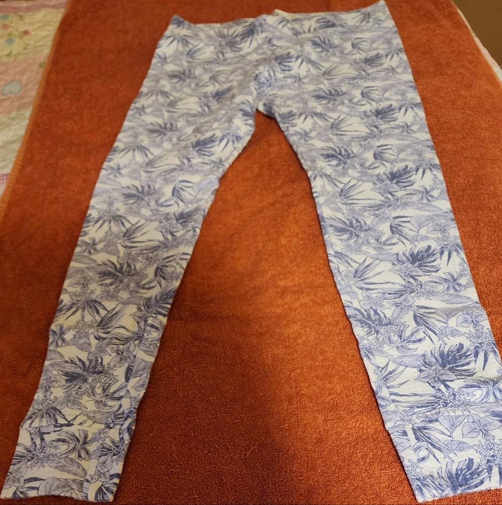 UGG Blue Floral Leggings
